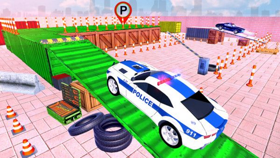 警车驾驶公园挑战赛官方版 v1.2 安卓版 2